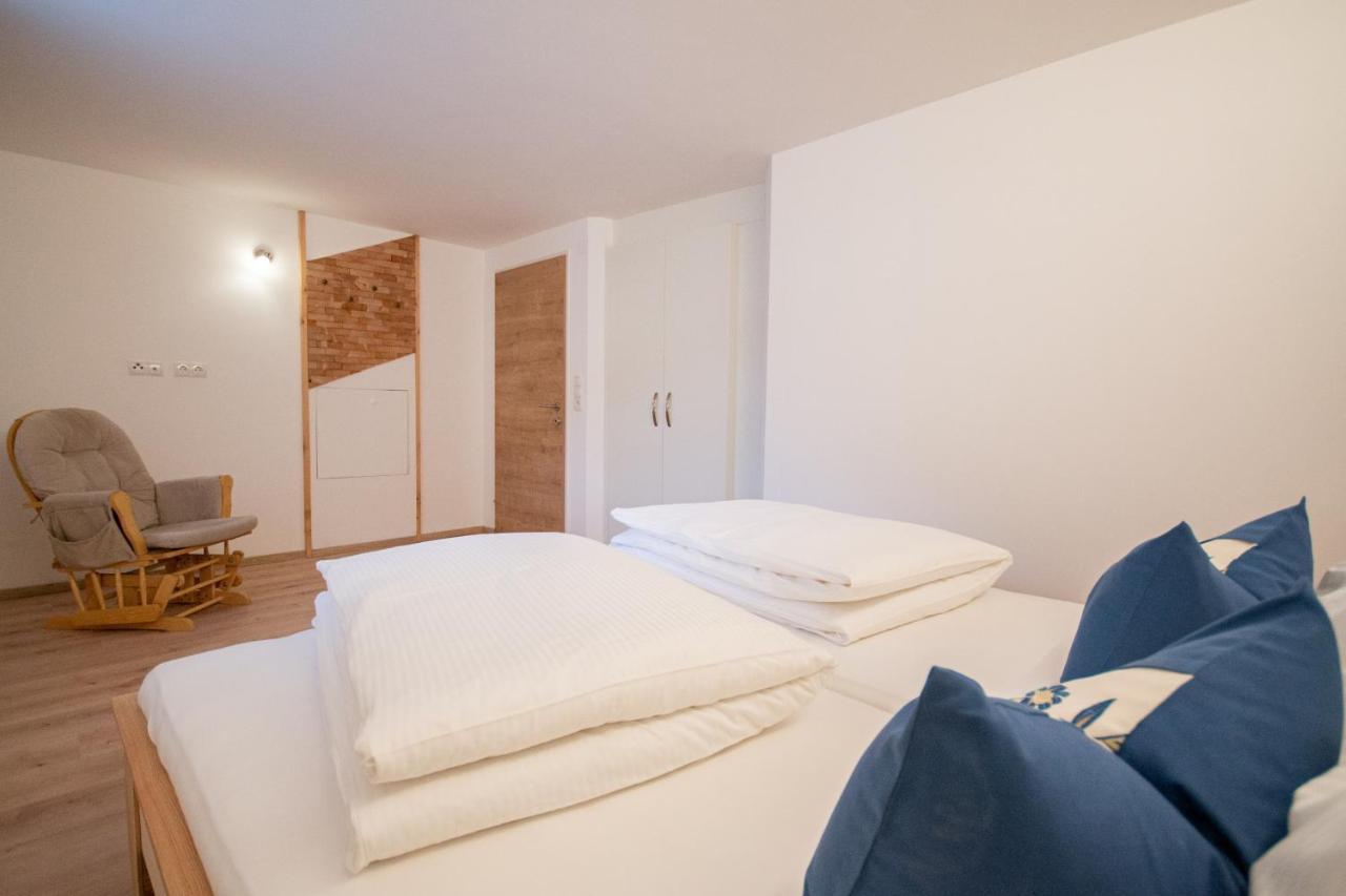 Haus Staud Apartment Schmirn ภายนอก รูปภาพ