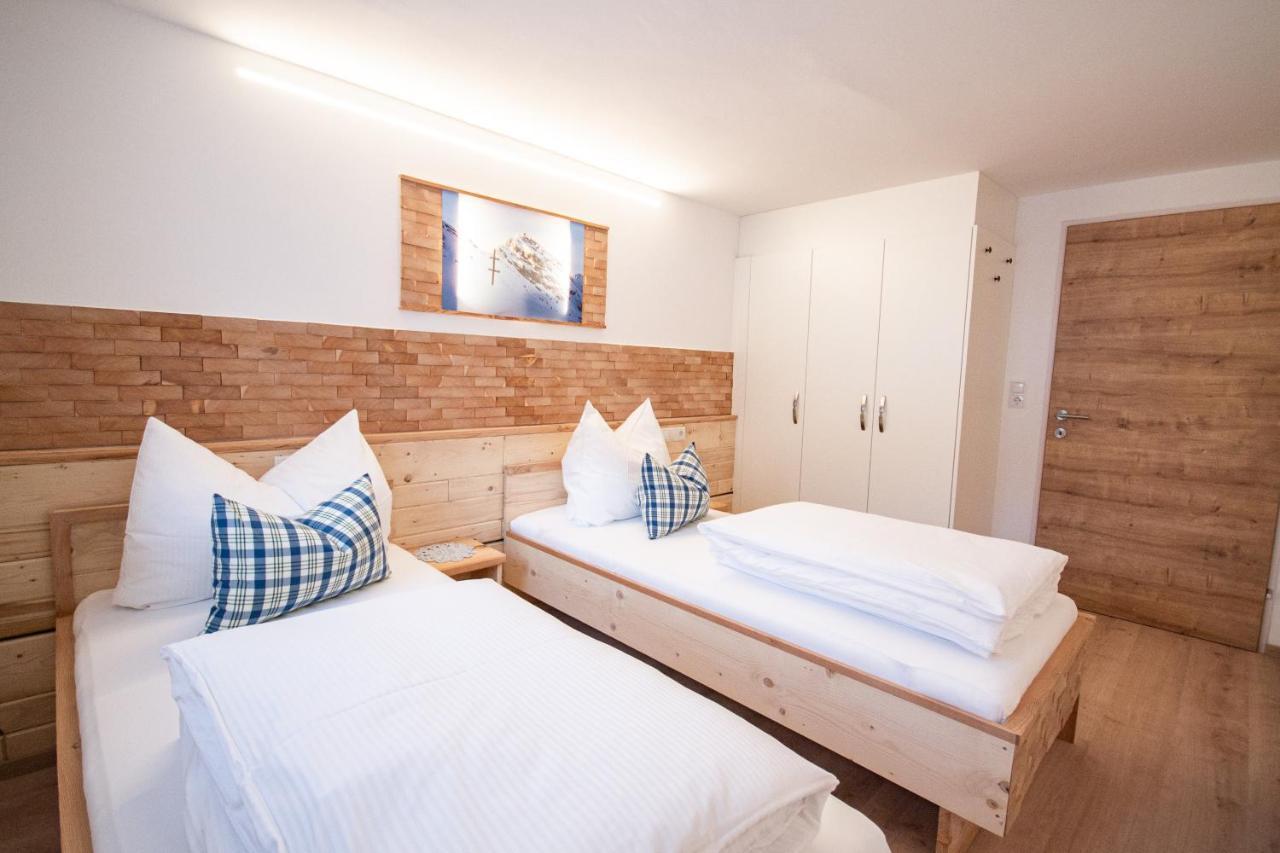 Haus Staud Apartment Schmirn ภายนอก รูปภาพ