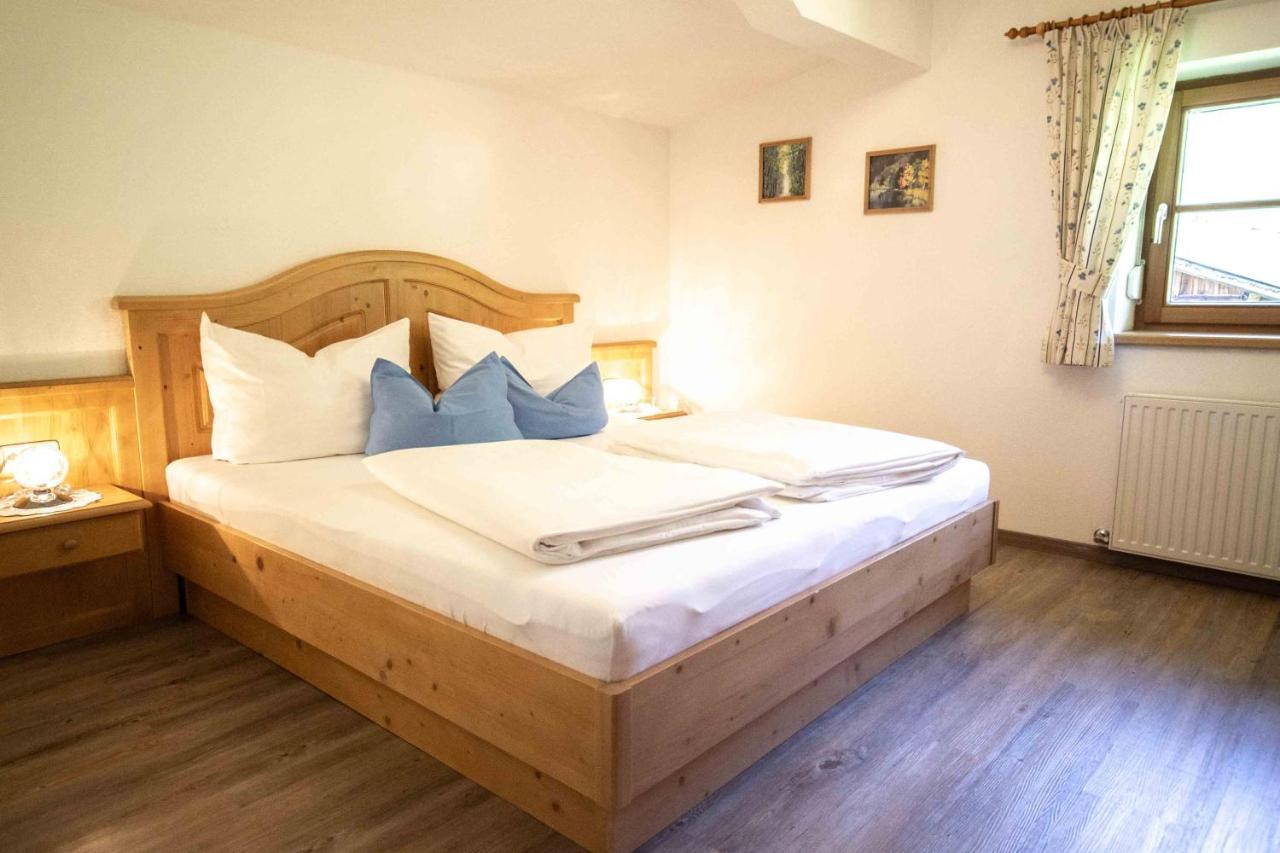 Haus Staud Apartment Schmirn ภายนอก รูปภาพ